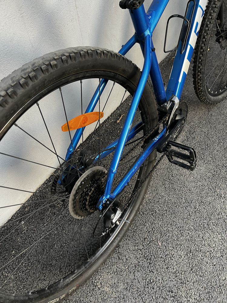 Bicicleta Trek Marlin 6 2019 29”