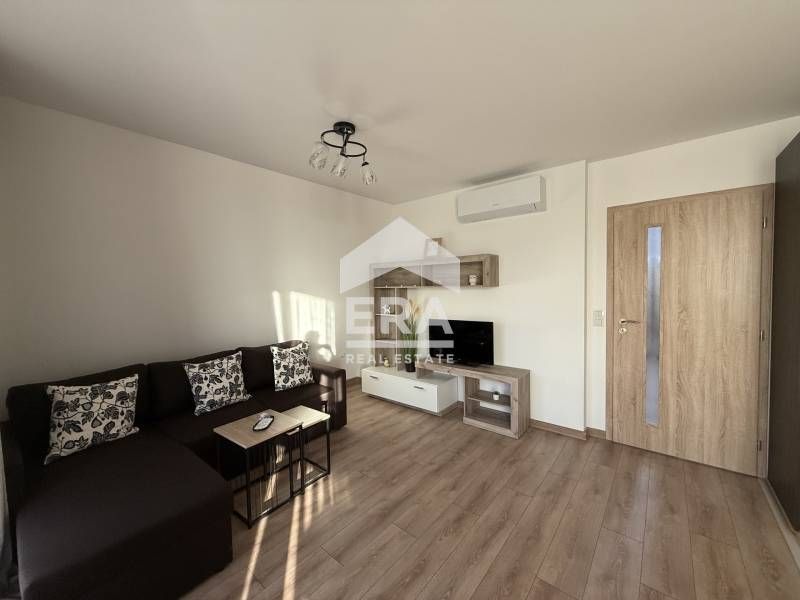 Двустаен, ексклузивен, чисто нов, обзаведен апартамент под наем, с пок