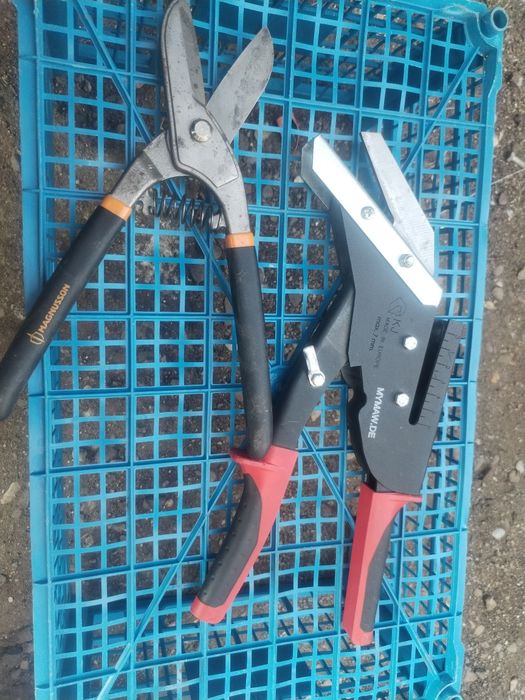 Foarfeca de ardezie cu perforator