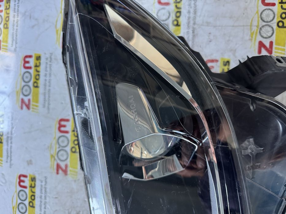 Far stanga halogen si LED Nissan Qashqai 2 facelift 2017-2020