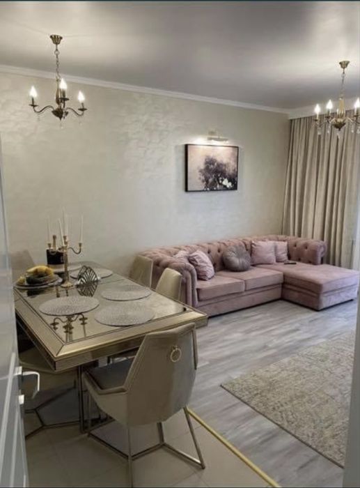 Vand apartament tomis plus