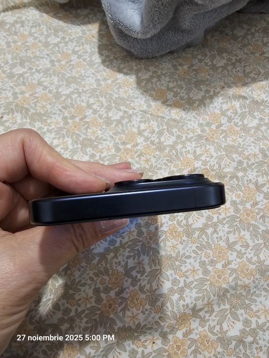 Iphone 15 pro impecabil