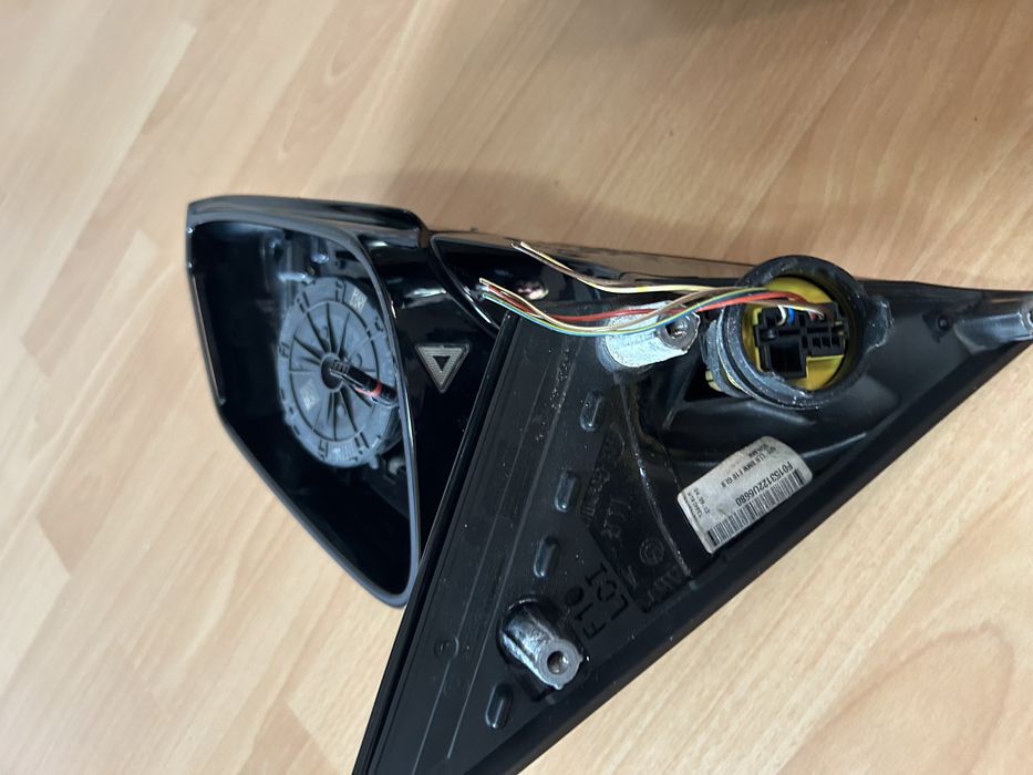 Oglinzi bmw f10 facelift semnale unghi mort shadowline