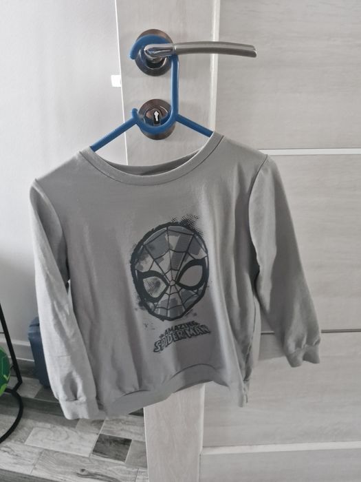Bluze pt copii .116 (8 bucăți)