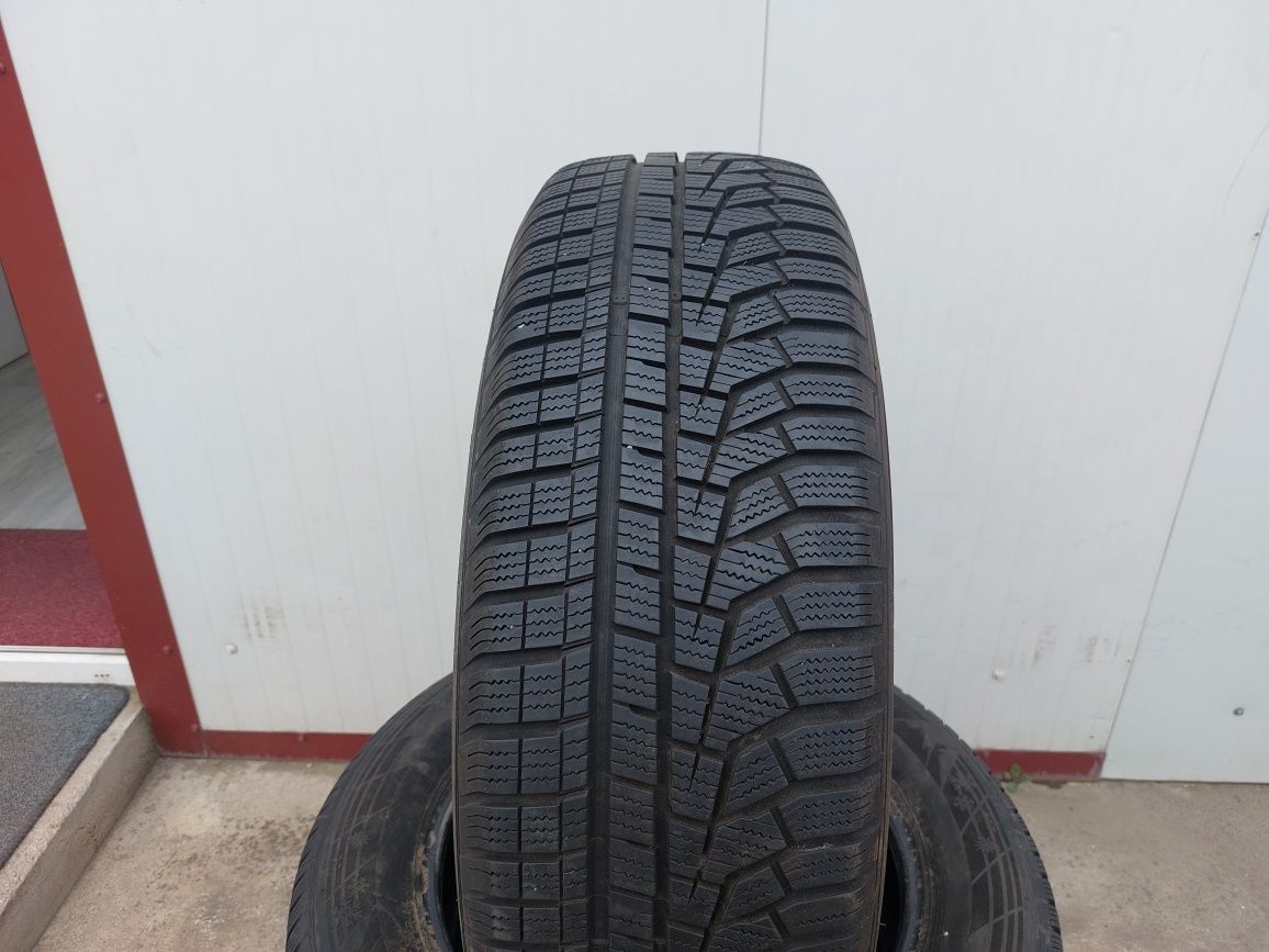 125 lei bucata! Set anvelope M+S 215 65 17 Hankook