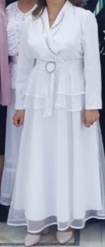 Вечерние платья для женщин