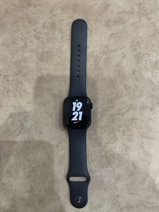 Часы Apple Watch Se 2.  40mm / Эпл Вотч СЕ 2.  40 мм