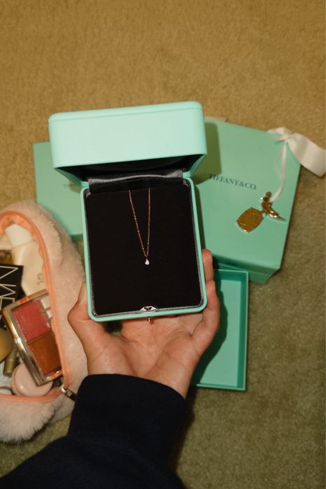 Оригинал Tiffany&Co. Колье желтое золото с бриллиантом