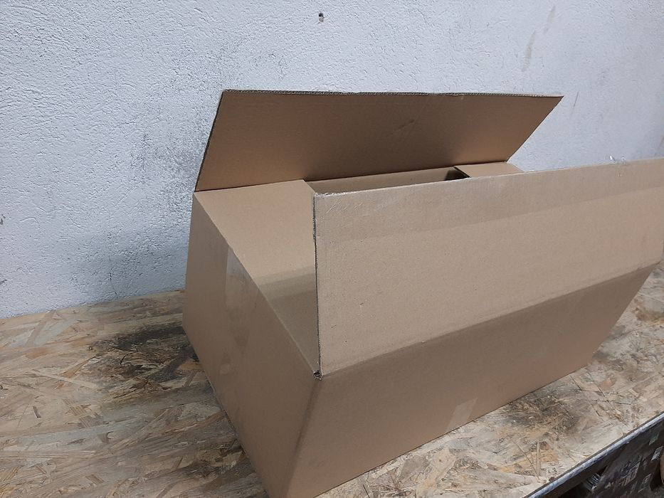 Cutii de carton  refolosibile