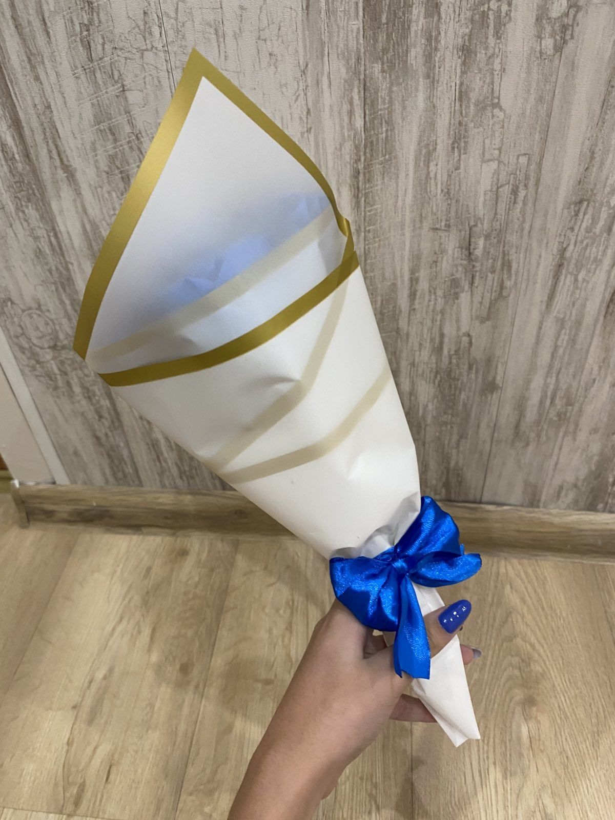 Изработка на букет от сатенени рози