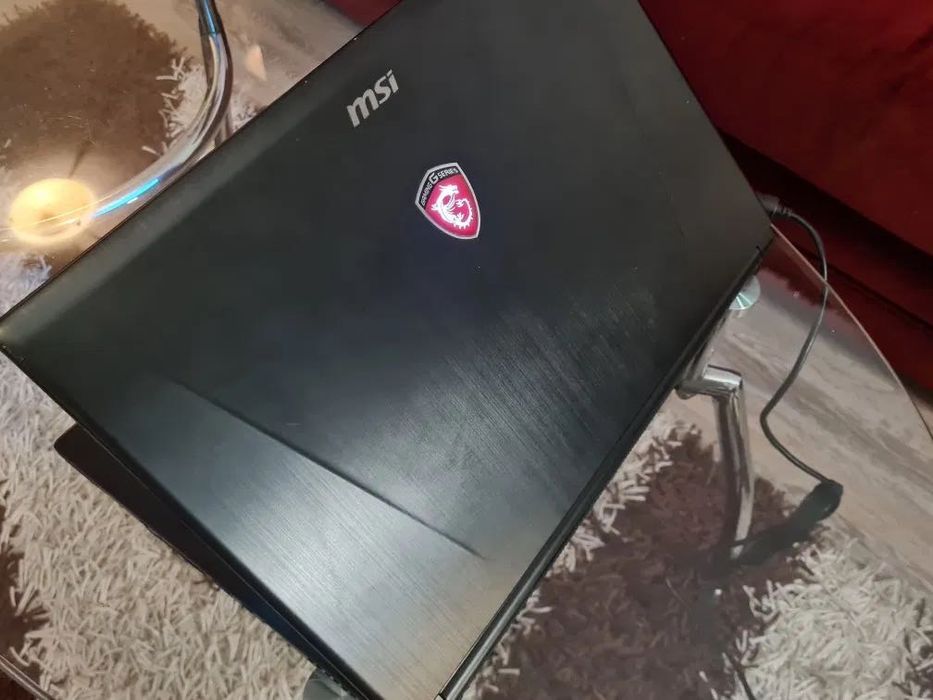 Геймърски лаптоп MSI gs60 2pm.