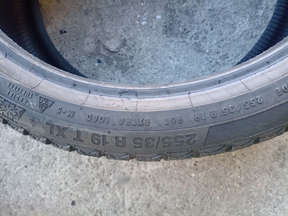 4 anvelope de iarna ca noi Continental 255/35 R19 dot 3717