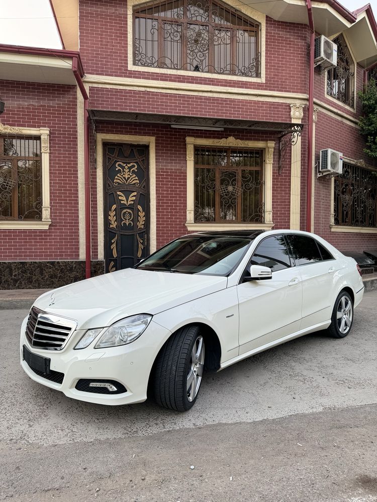 Mercedes W212 sotladi