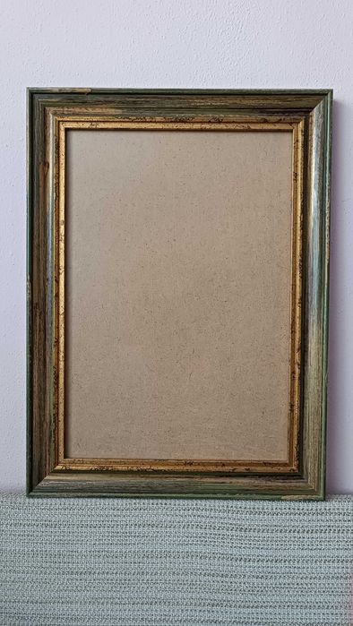 Дървена рамка за гоблен или картина