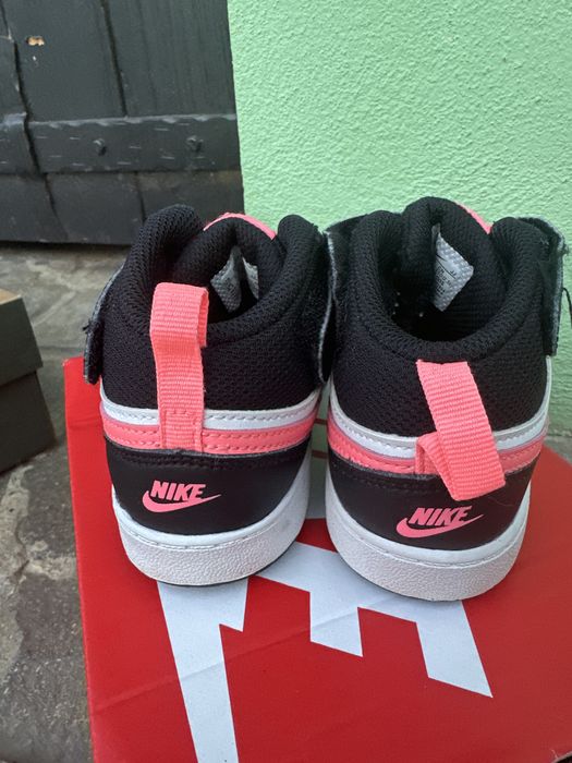 Adidasi copii, marca Nike stare impecabila