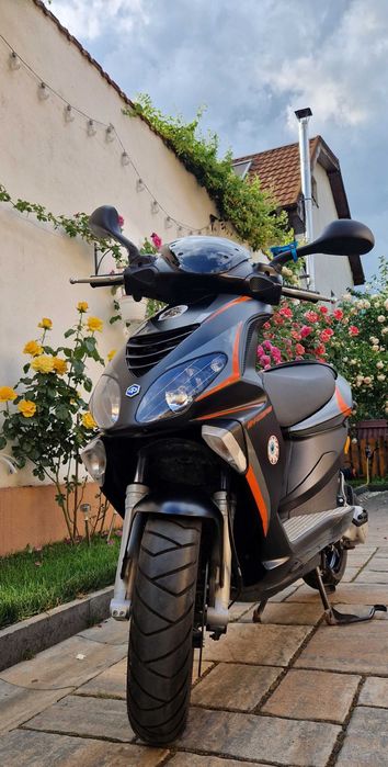 Scuter Piaggio NRG Power
