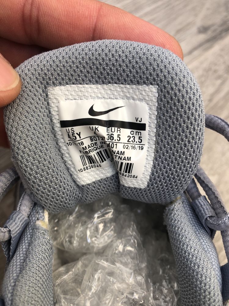 Маратонки Nike air