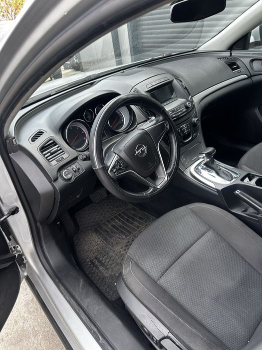 Dezmembrez opel insignia a facelift 2.0 automat