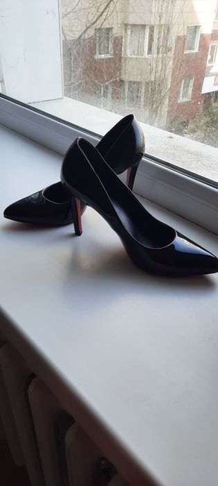 Продам туфли в хорошем состоянии