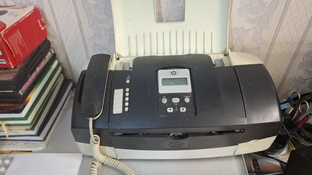 Продам принтер цветной