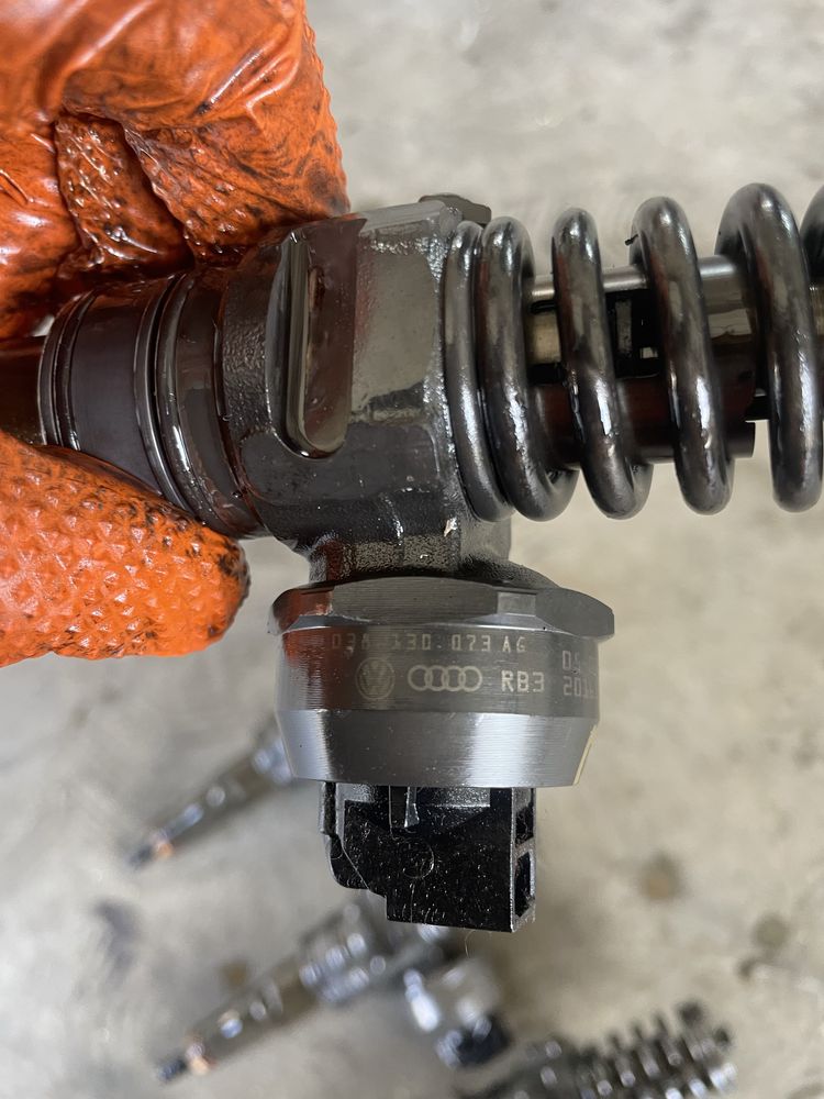 Injector Volkswagen / Seat / Skoda 1.9 105 cp BXE BKC BRU BJB BA