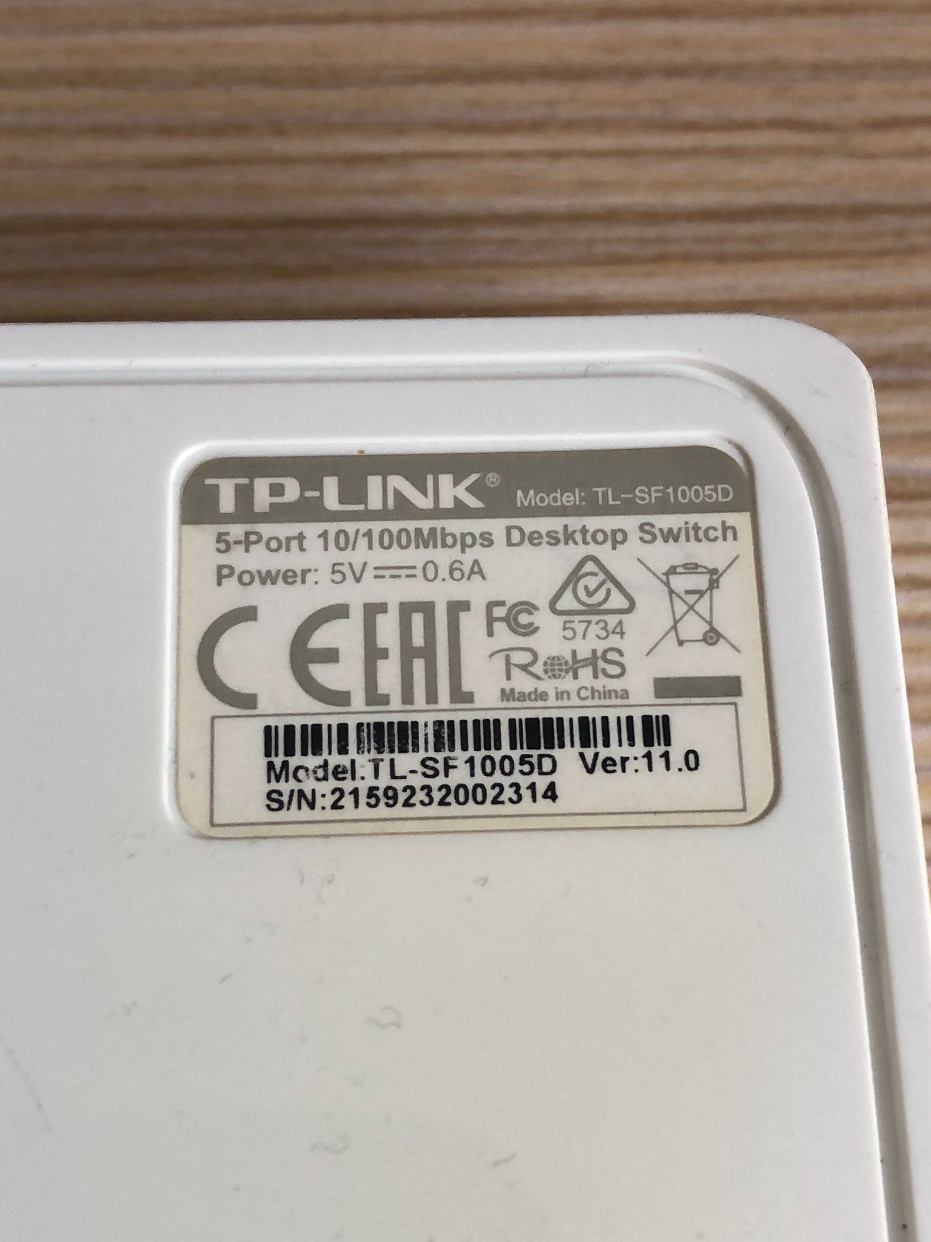 2 броя Суич TP-Link LS1005, 100Mbps, 5x 10/100Mbps