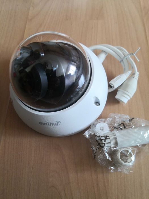 Camera video supraveghere Dahua HDBW2231RP-ZS zoom optic