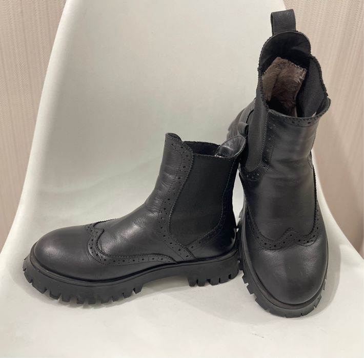 Продам обувь в отличном состоянии