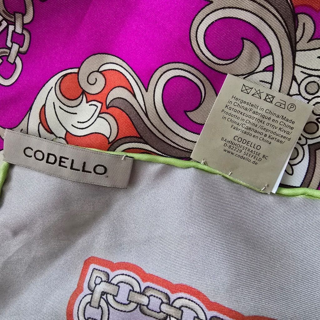 Копринен шал Codello