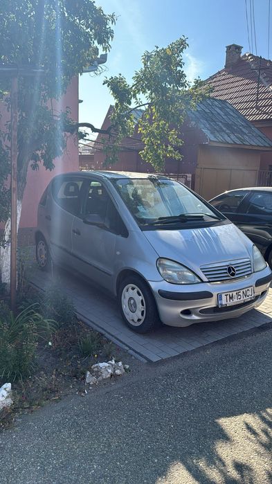 Vând Mercedes A Class