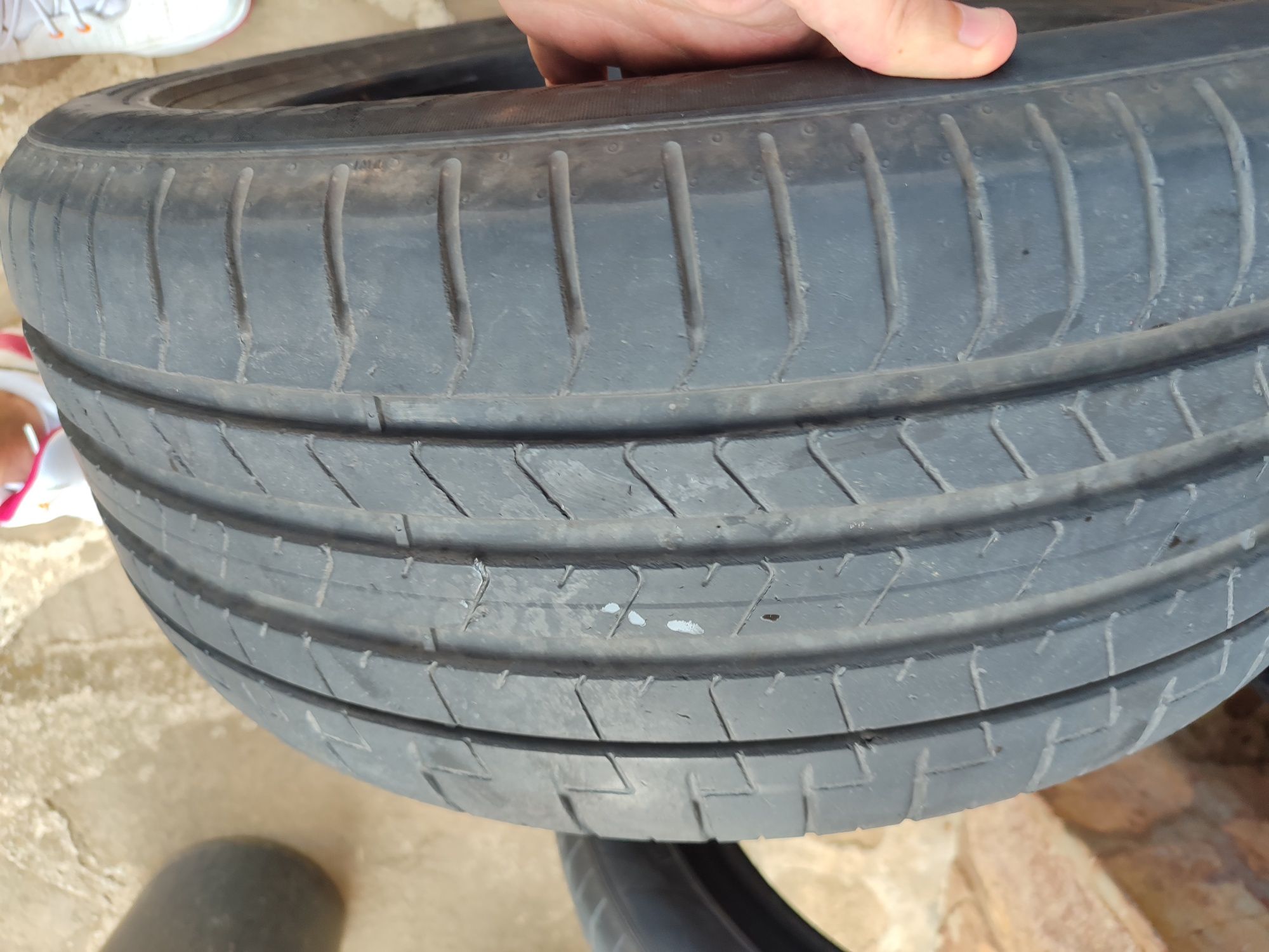 Гуми 245/45/18 Pirelli 4 броя