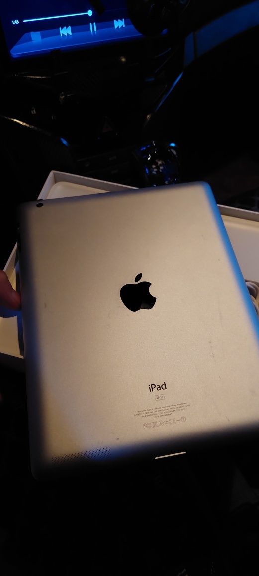 I pad 3 рабочий 17.000