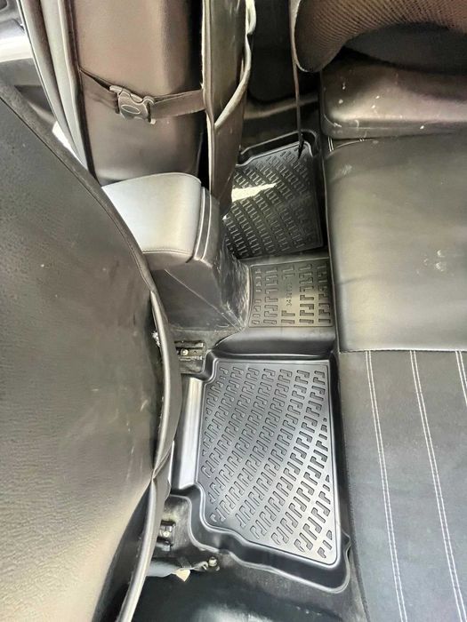 Гумени Стелки Rizline 3D тип Легени за SUZUKI SX4 Grand Vitara