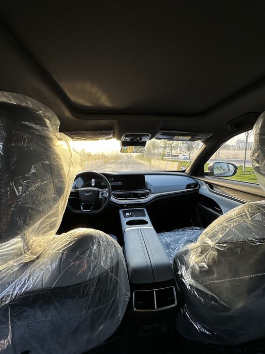 AIQAR EQ7 Qora 2024 Chery