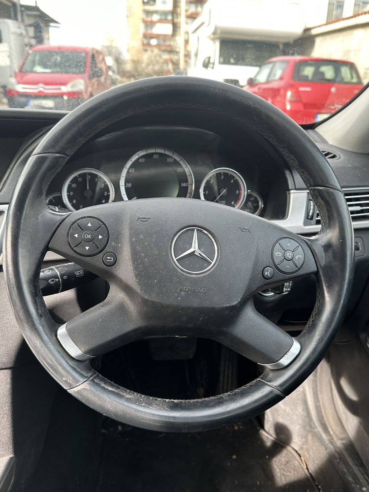 Mercedes e220 на части