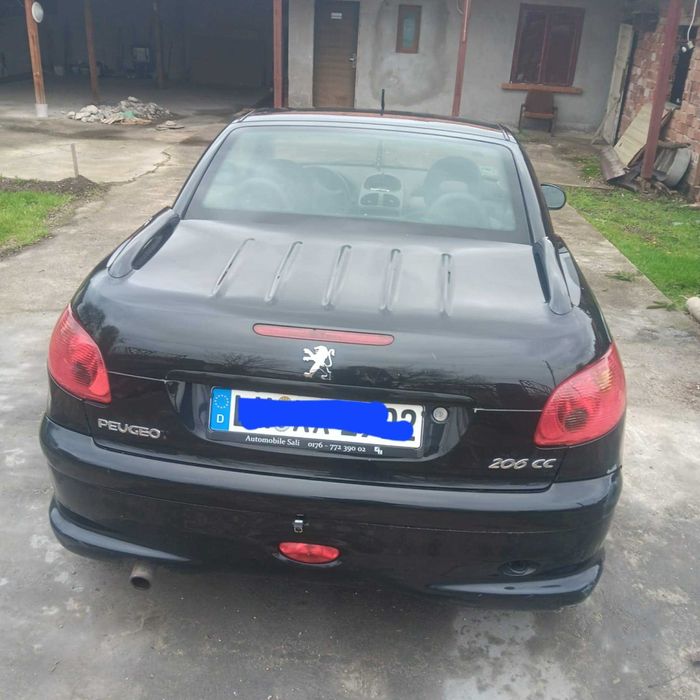 Продавам Peugeot 206