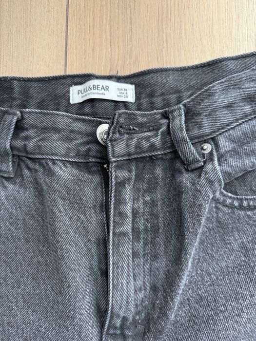 Blugi Mom negri Pull&Bear