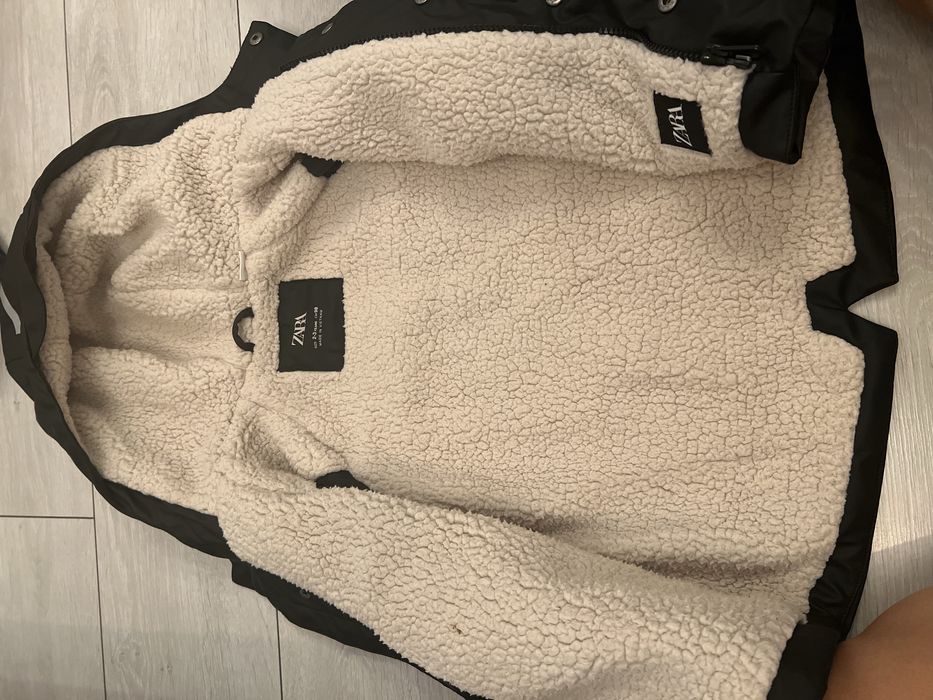 Geaca impermeabila Zara 98