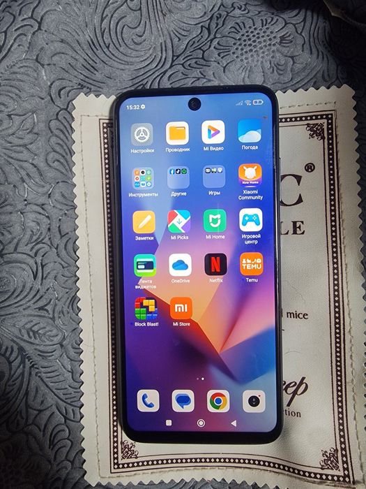 Redmi 10 6/128 с коробкой