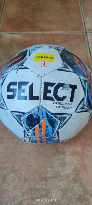 Mingii de fotbal (din imagine), 50 lei/buc sau 160 lei toate 4