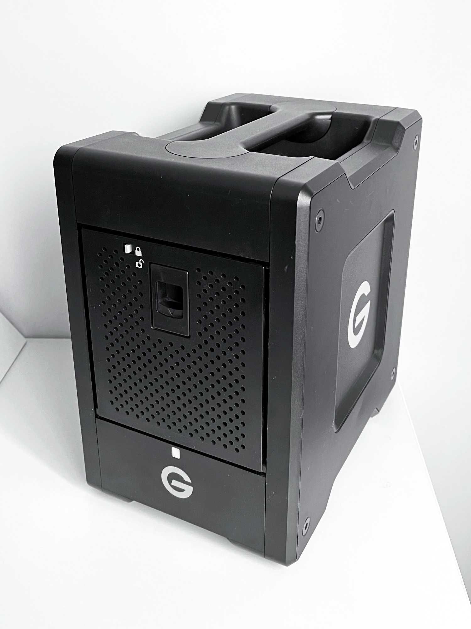 G-SPEED Shuttle 32TB with Thunderbolt 3