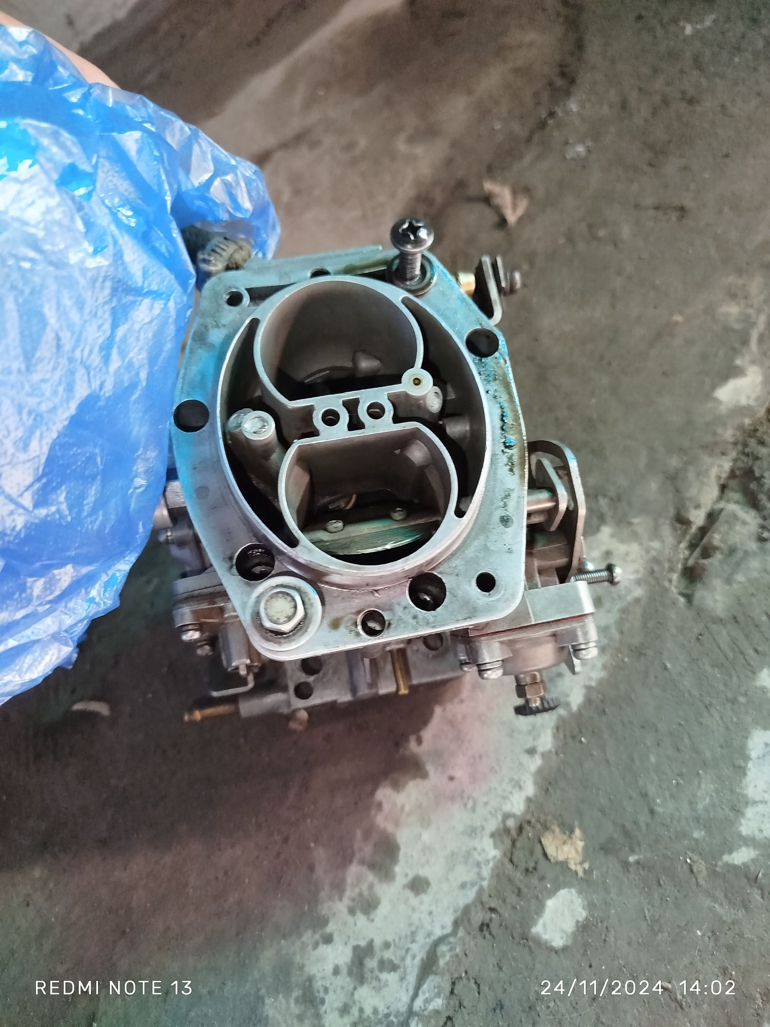 Lada karbirator sasteniya edial jiguligayam tushadi