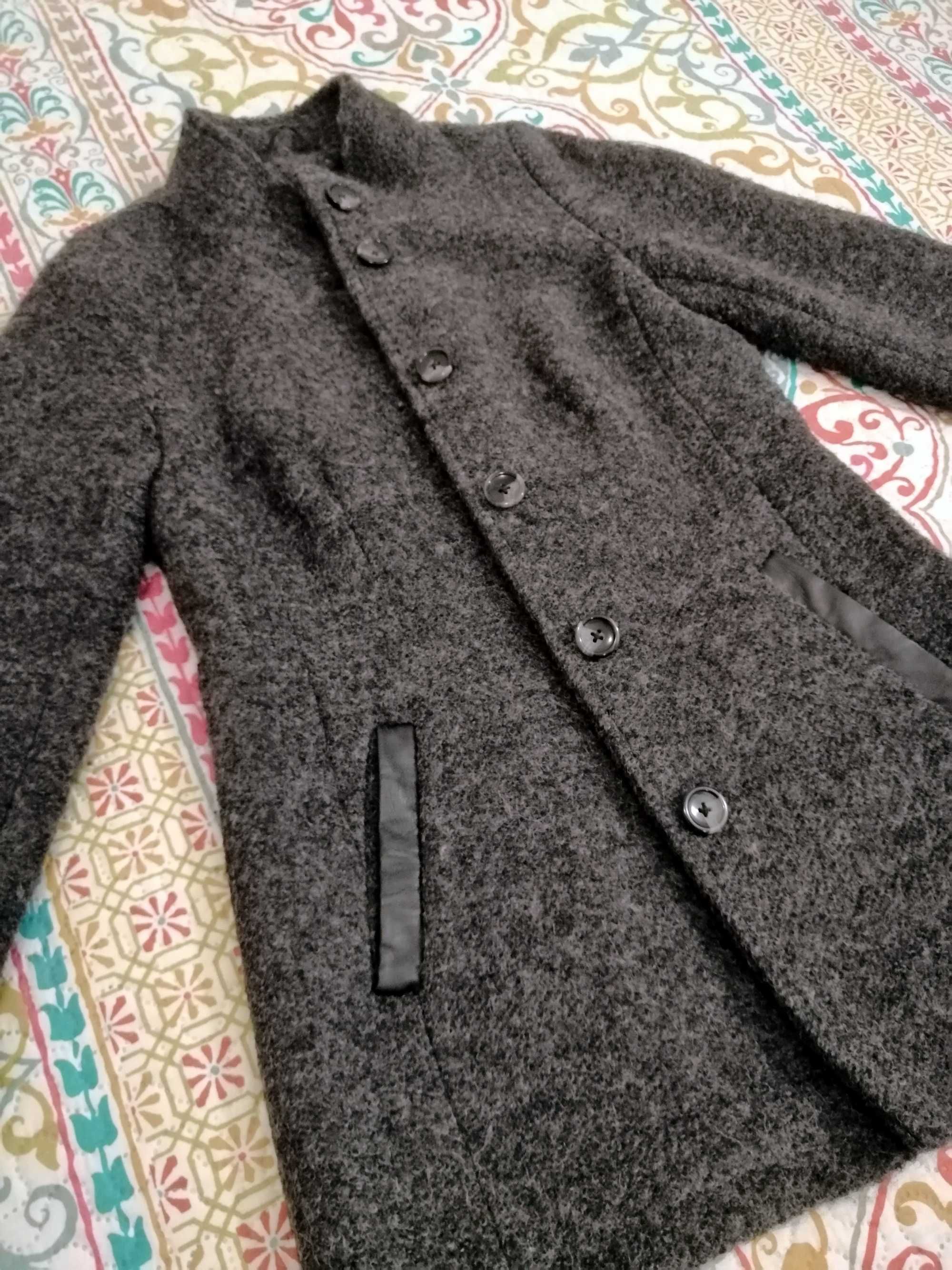 Дамско есенно-зимно късо палто / размер S