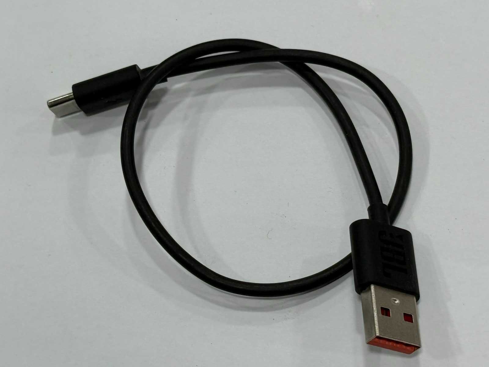 Тонколонка JBL GO 3