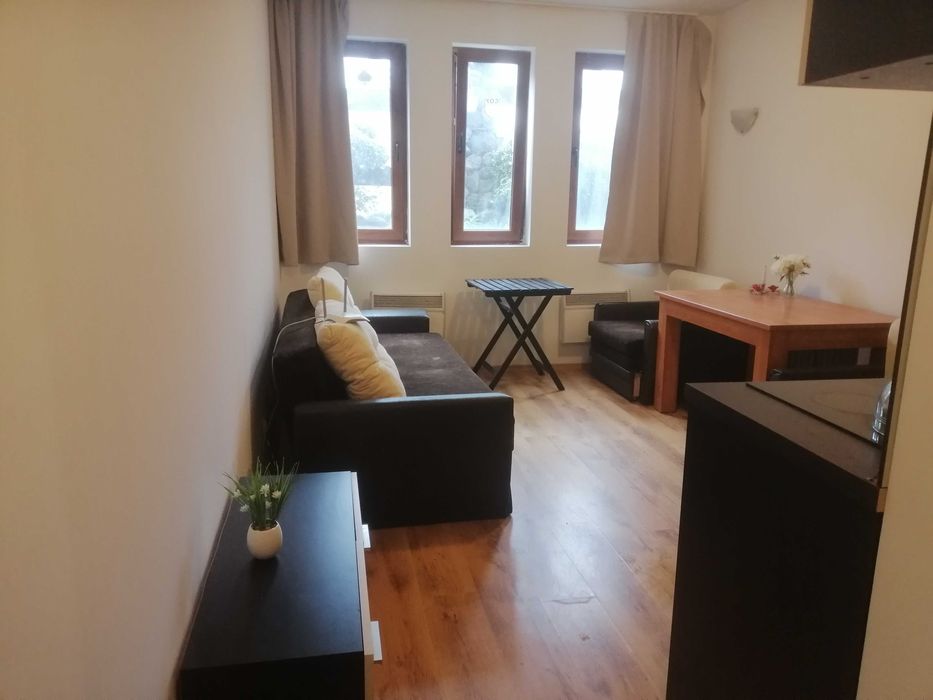 Малко топло студио в Банско за дългосрочна аренда за 1 човек