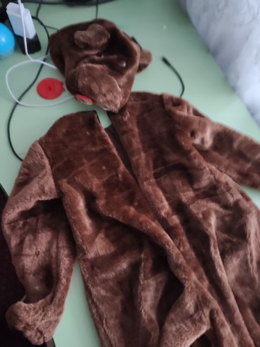 Костюм медведь ,заяц,дед мороз