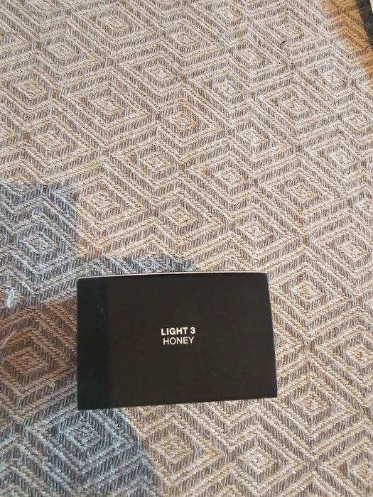 Nars eraser corrector