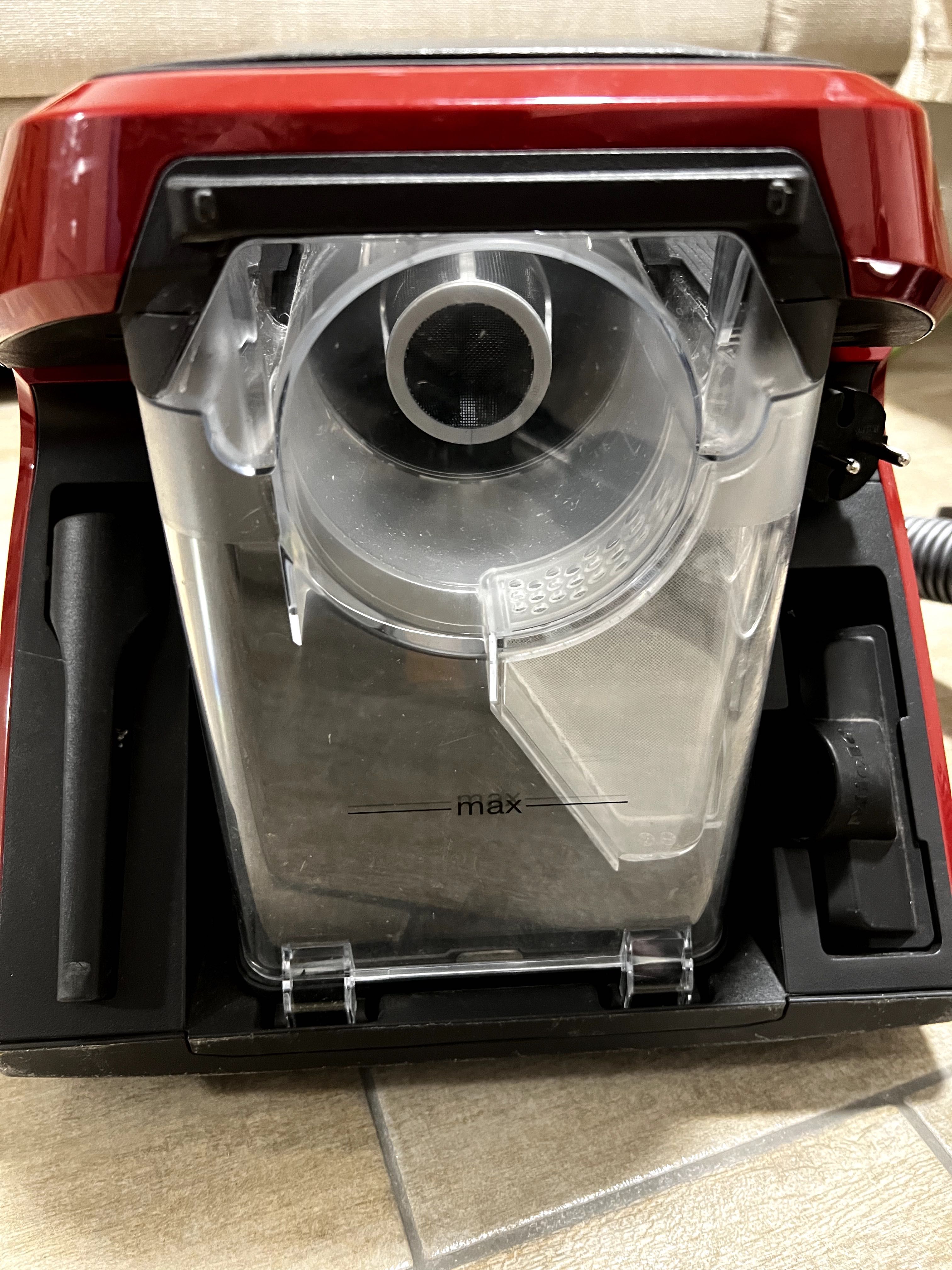 Прахосмукачка Miele Blizzard CX1