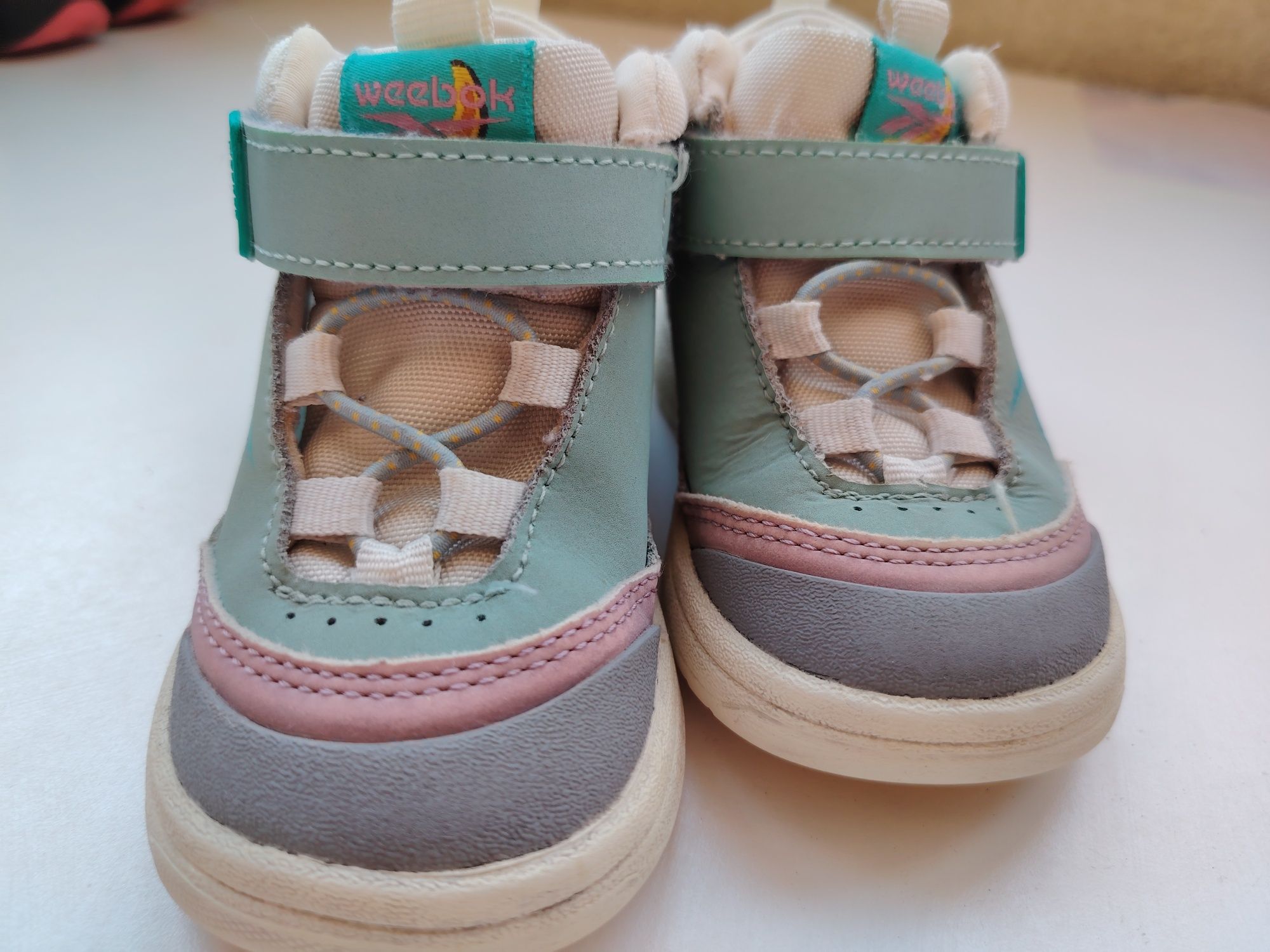 Кецове Reebok 22 v номер