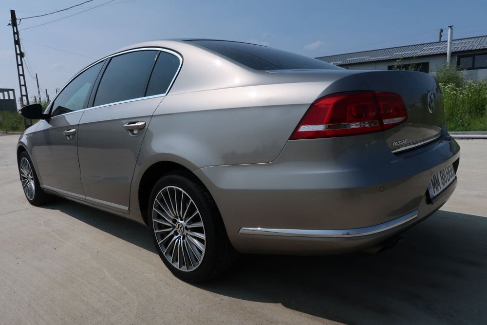 VW Passat B7 2,0 TDI 140 cp Automat